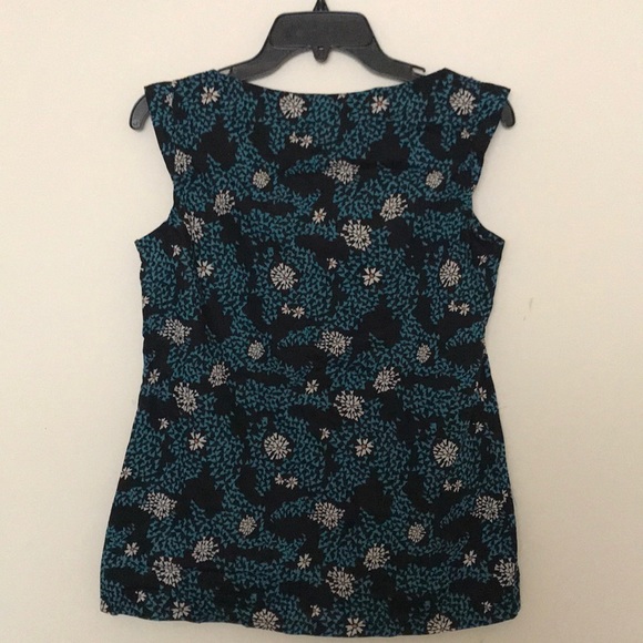 Margo Belle Designs 100%  Cotton Floral Top - Picture 7 of 8